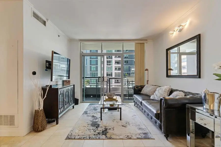 425 W Beech Street #851, San Diego, CA 92101 - #3