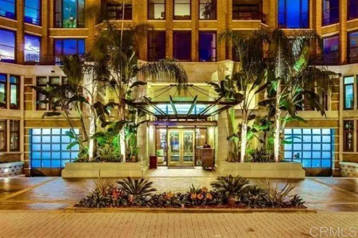 500 W Harbor Drive #318, San Diego, CA 92101 - Image #2