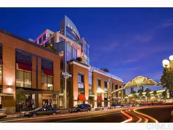 207 5th Avenue #903, San Diego, CA 92101