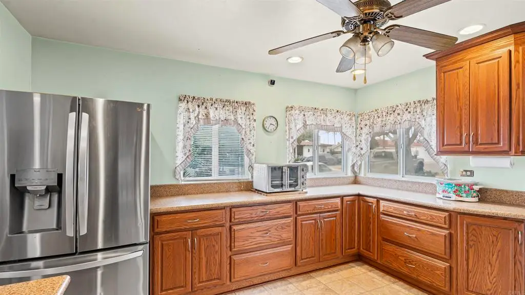 61 Del Mar Avenue, Chula Vista, CA 91910 - #1