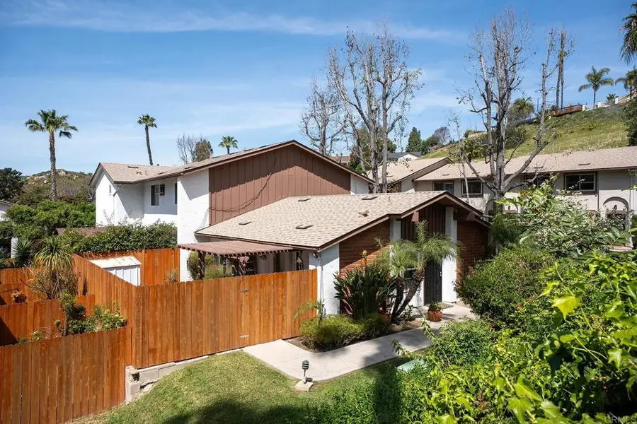 6632 Bell Bluff Avenue #B, San Diego, CA 92119 - #3