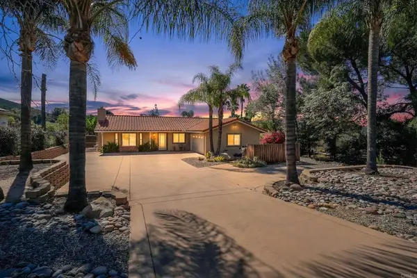 24363 Del Amo Road, Ramona, CA 92065