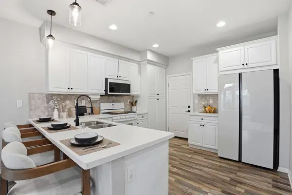 8629 Sage Shadow Drive, Lakeside, CA 92040