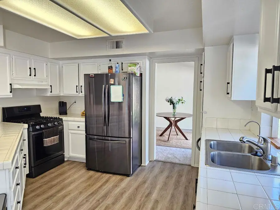 39082 Via Las Quintas, Murrieta, CA 92562 - #2