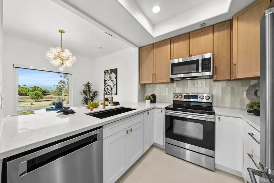 12122 Royal Birkdale Row #303, San Diego, CA 92128 - #3