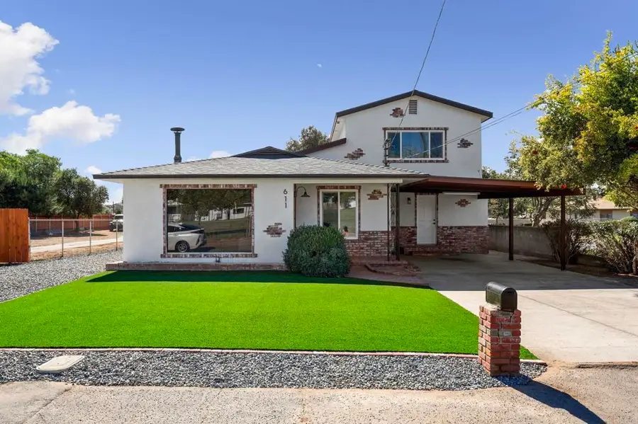 611 9th Street, Ramona, CA 92065 - #2