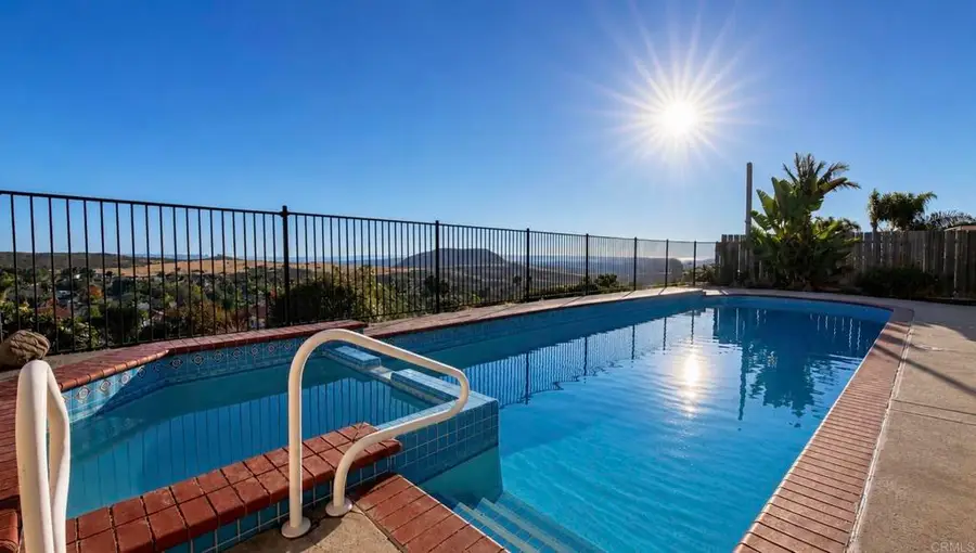 5048 Viewridge Way, Oceanside, CA 92056 - #3