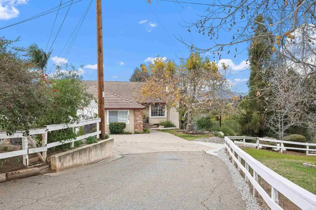 1366 Via Feliz, Fallbrook, CA 92028 - #1