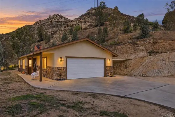 13676 Willow Rd, Lakeside, CA 92040