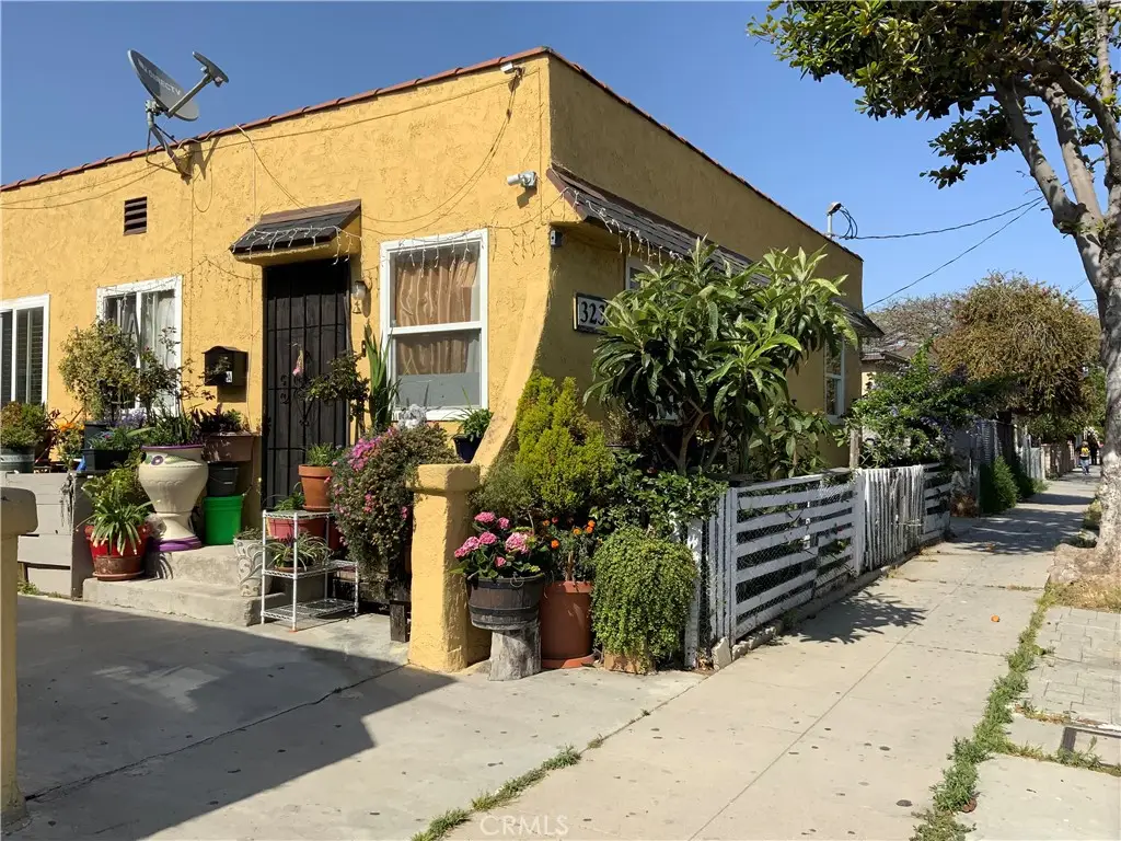 323 W Ross Place, Wilmington, CA 90744 - Image #1