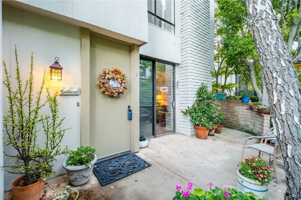 3614 W Estates Lane #F, Rolling Hills Estates, CA 90274 - Image #1