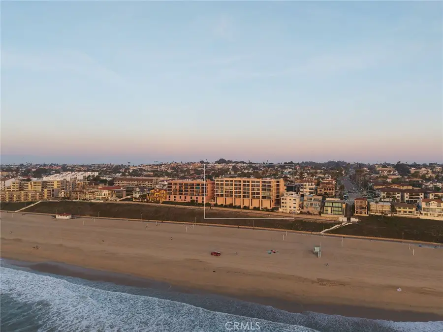 727 Esplanade #302, Redondo Beach, CA 90277 - Image #2