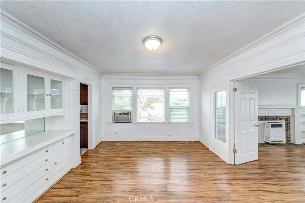 1308 S Van Ness Avenue, Los Angeles, CA 90019 - #1