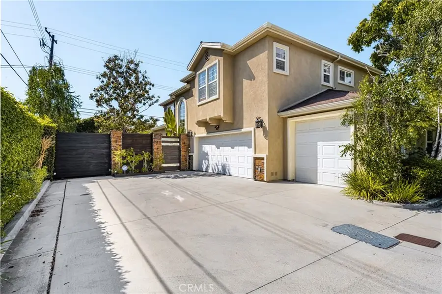 2459 Elden Avenue, Costa Mesa, CA 92627 - Image #2