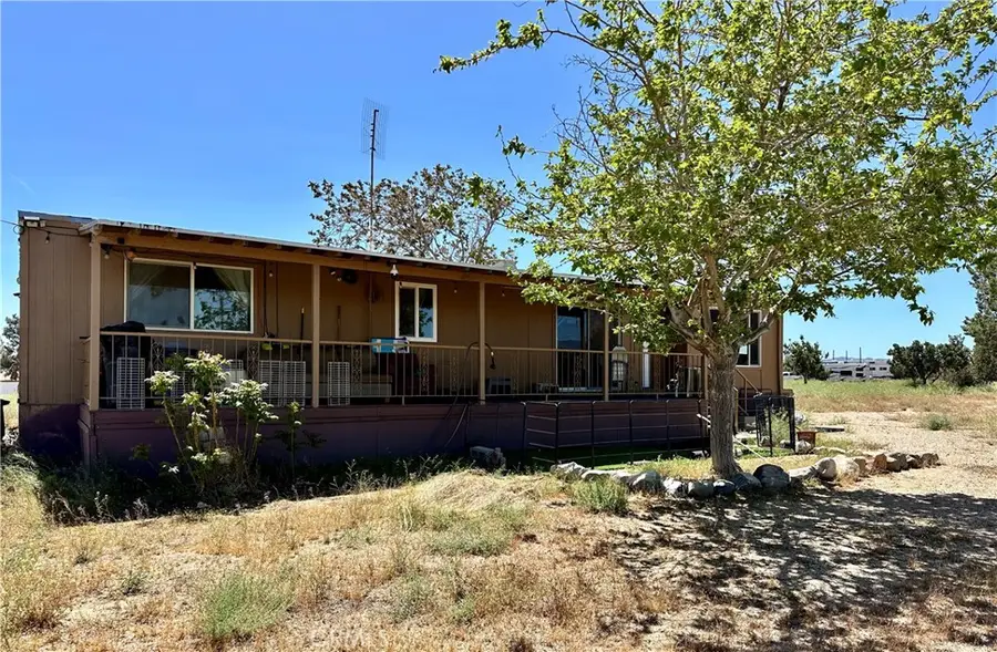 10251 Baldy Mesa Road, Oak Hills, CA 92344 - Image #3