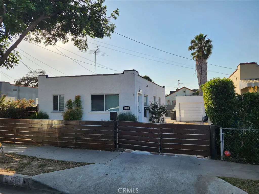 913 S Truro Avenue, Inglewood, CA 90301 - #1