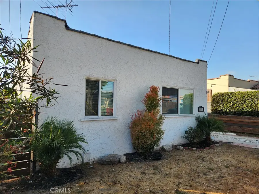 913 S Truro Avenue, Inglewood, CA 90301 - #2