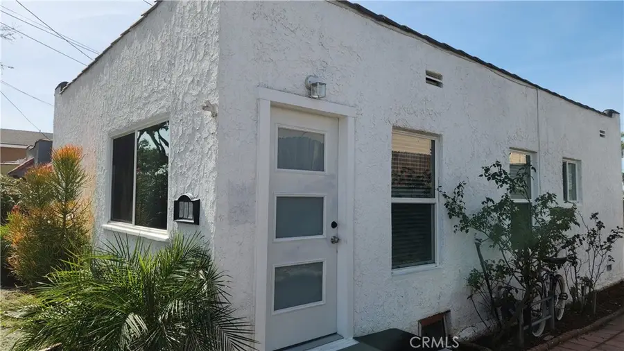 913 S Truro Avenue, Inglewood, CA 90301 - #3