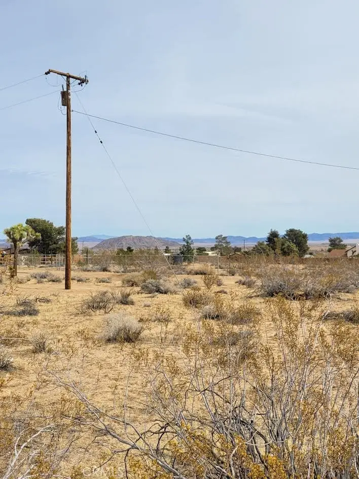 76 Deer Trail, Yucca Valley, CA 92284 - Image #2