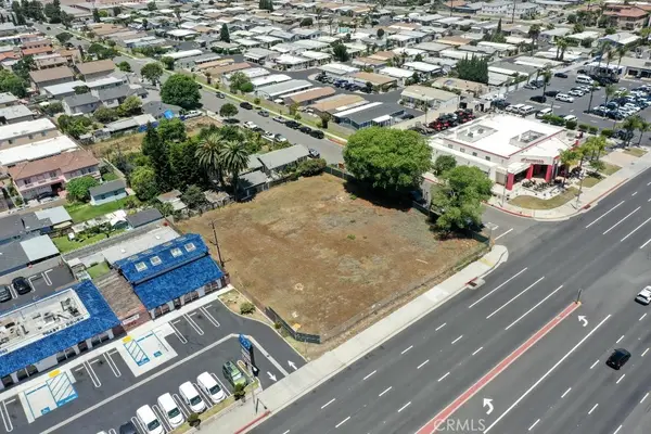 7942 Speer Drive, Huntington Beach, CA 92647