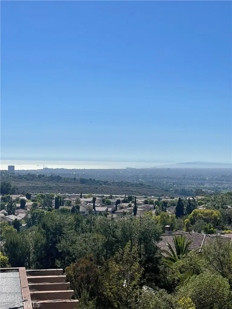 25 Village Way, Irvine, CA 92603 - Image #3