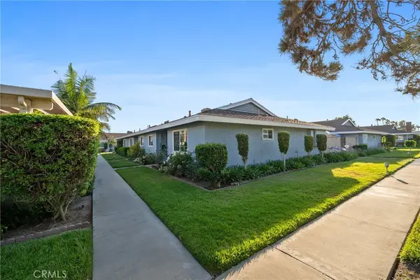 1076 Mitchell Avenue, Tustin, CA 92780