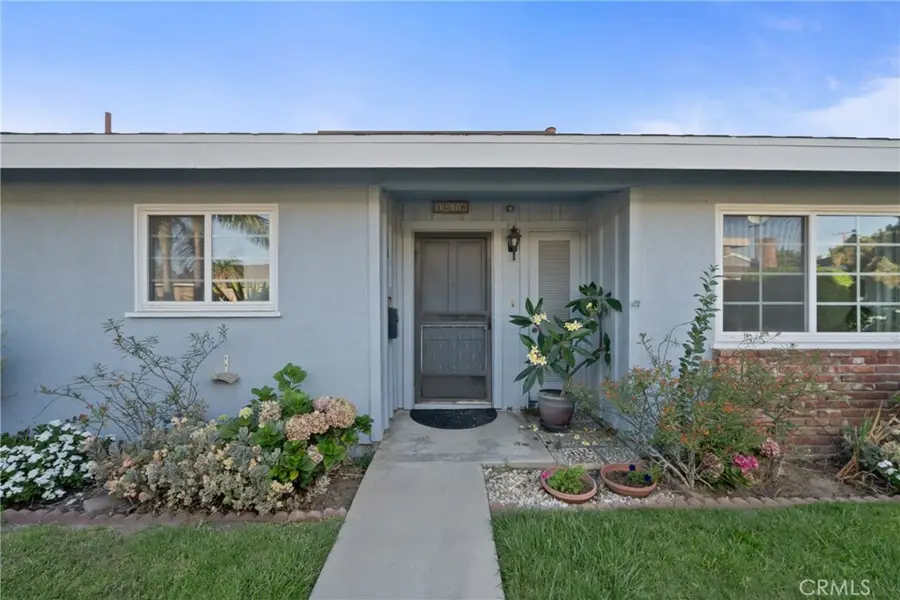 1076 Mitchell Avenue, Tustin, CA 92780 - Image #2