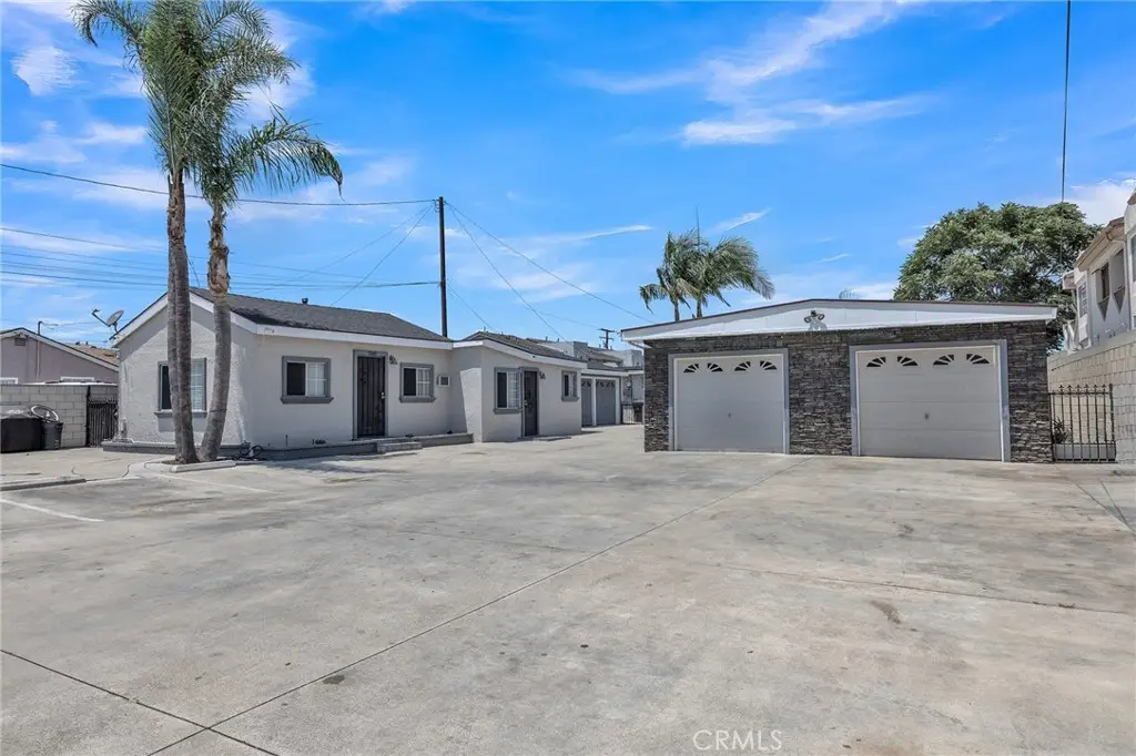 11609 208th Street, Lakewood, CA 90715 - Image #1
