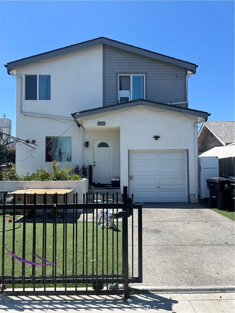 948 E 42nd Place, Los Angeles, CA 90011 - #1