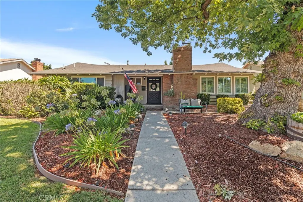 289 E Mckinley Avenue, Pomona, CA 91767 - Image #1