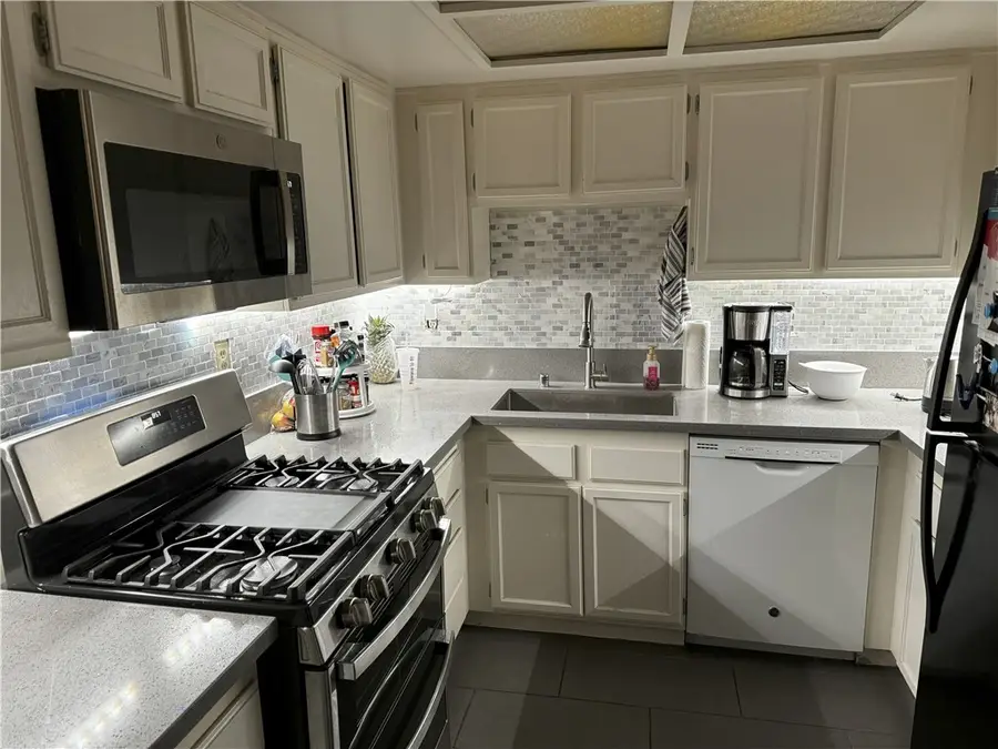 2380 W Orangethorpe Avenue #14, Fullerton, CA 92833 - Image #3