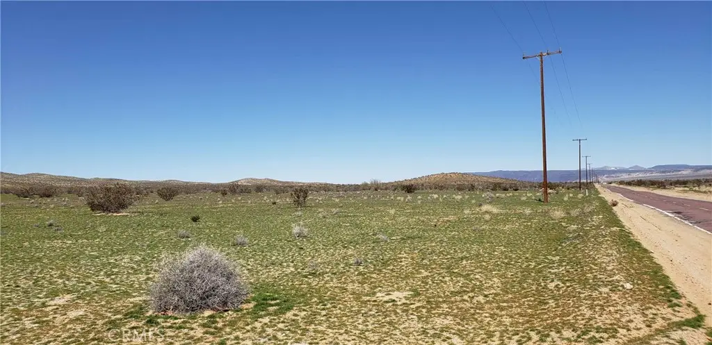 39177 Hinkley Road, Hinkley, CA 92347 - Image #1