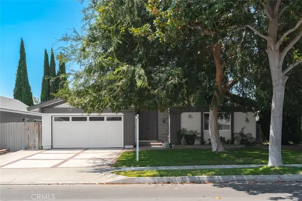 1752 Green Meadow Avenue, Tustin, CA 92780