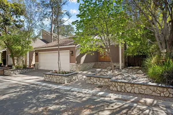 24802 Forest Knoll Lane, Lake Forest, CA 92630