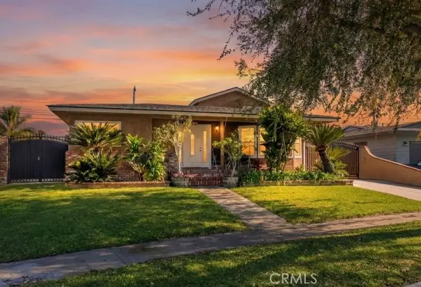 2330 Josie Avenue, Long Beach, CA 90815