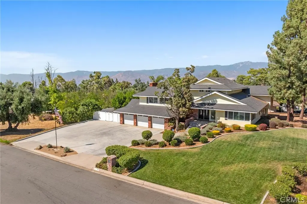 30746 E Sunset Drive S, Redlands, CA 92373 - Image #1