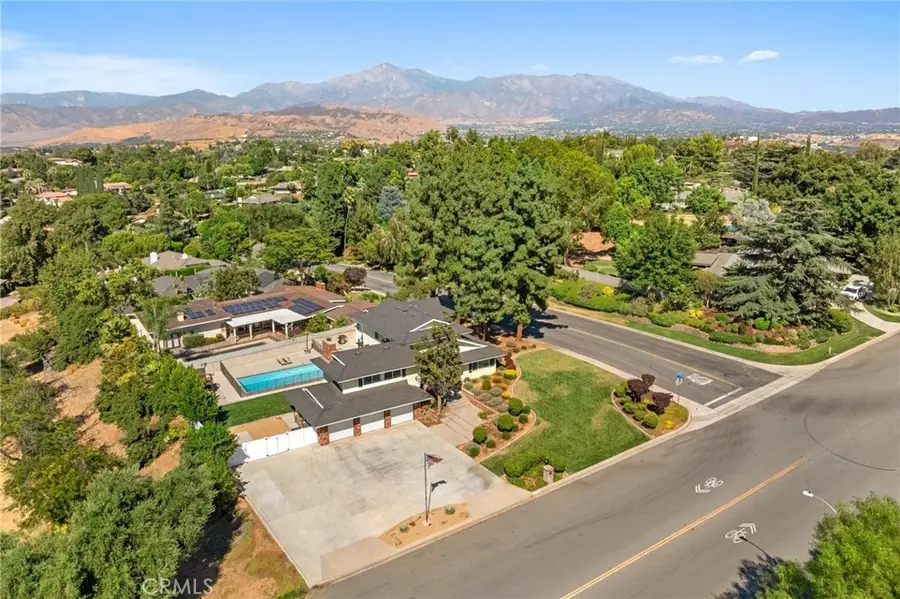 30746 E Sunset Drive S, Redlands, CA 92373 - Image #3