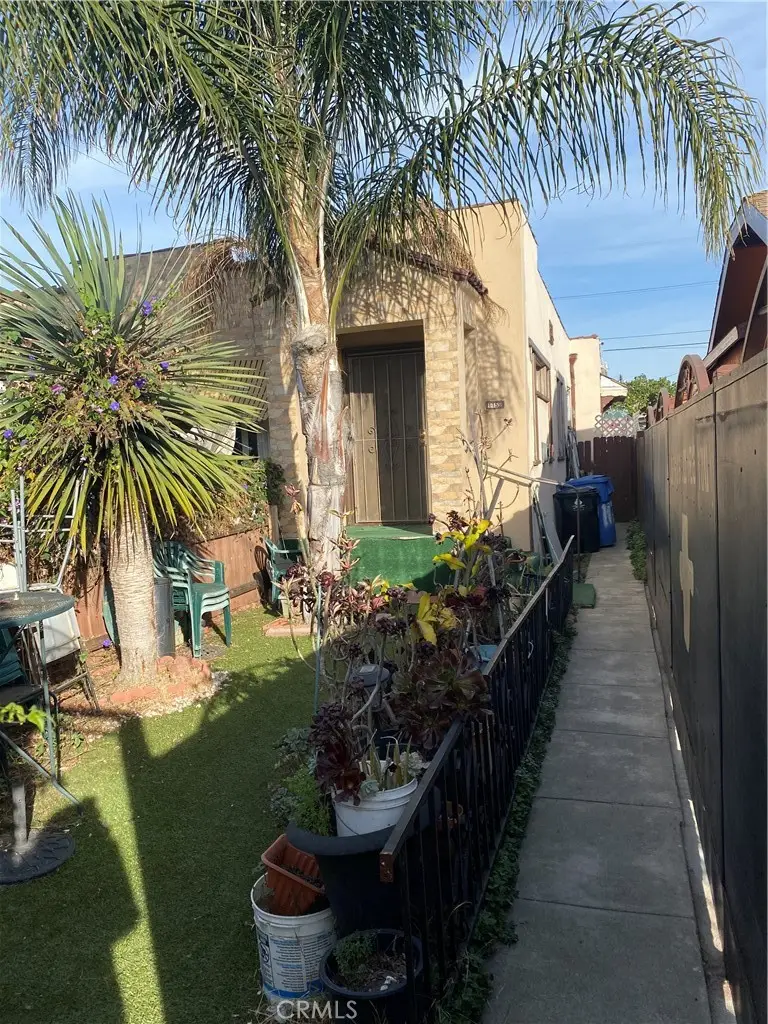 1159 W 54th Street, Los Angeles, CA 90037 - #3