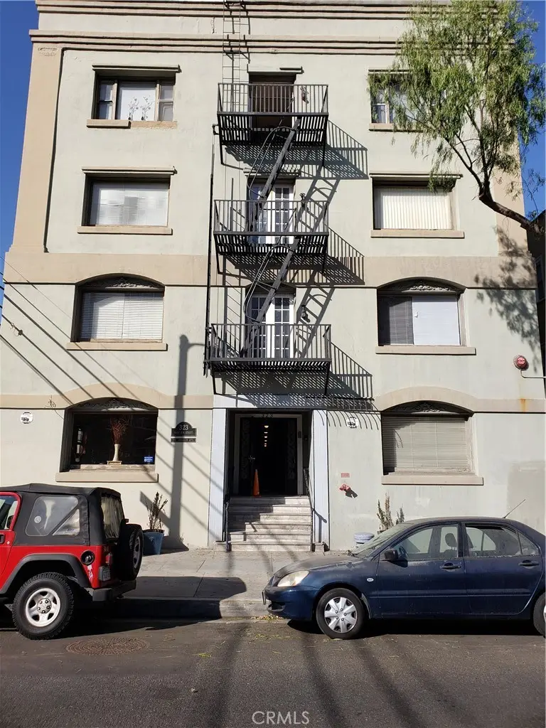 323 W 4th Street #304, Long Beach, CA 90802 - Image #1