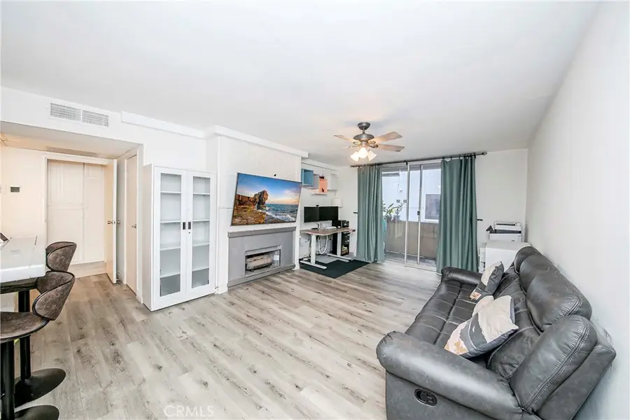 421 S La Fayette Park Pl #427, Los Angeles, CA 90057 - Image #2