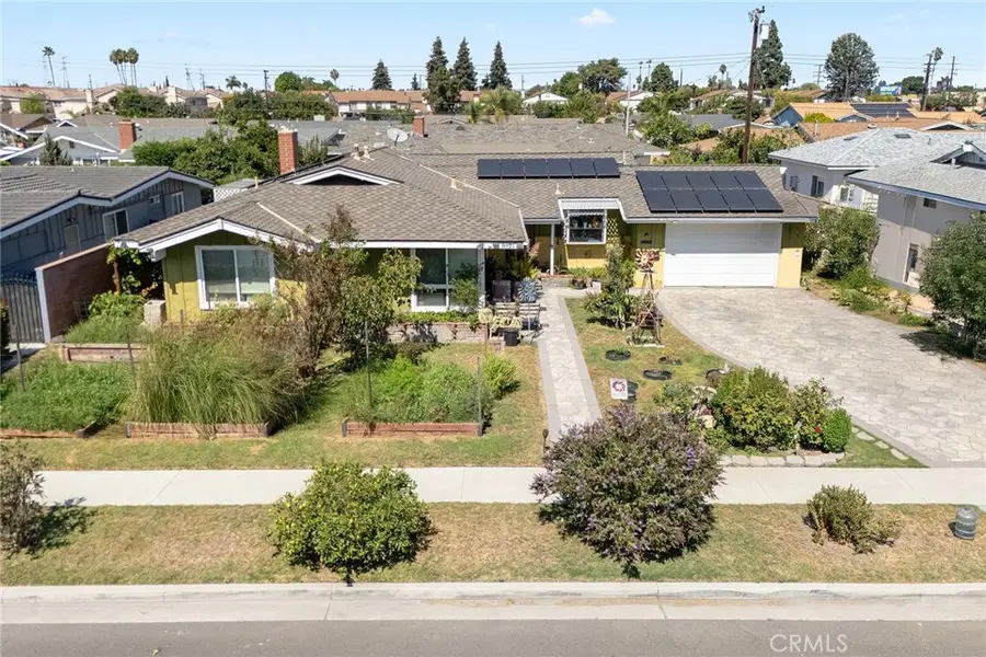 8921 Kennelly Lane, Anaheim, CA 92804 - #2