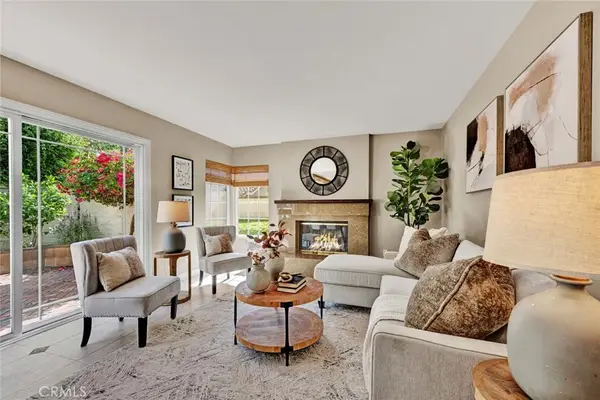 2489 Via Castillo, Tustin, CA 92782