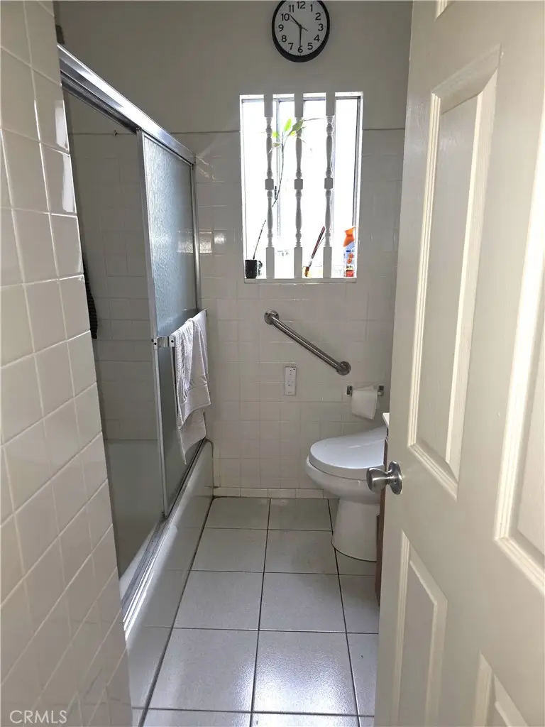 10251 Foster Road, Downey, CA 90242 - Image #2