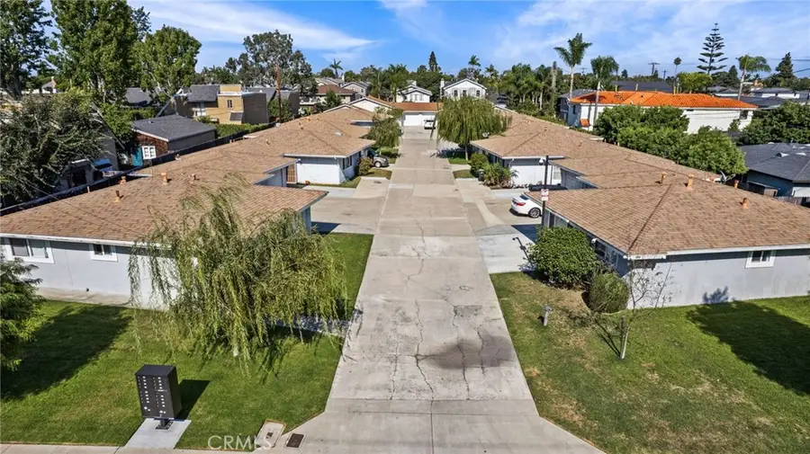 184 E 21st St, Costa Mesa, CA 92627 - #2