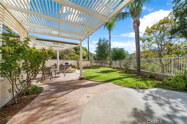 859 S Parkglen Place, Anaheim Hills, CA 92808