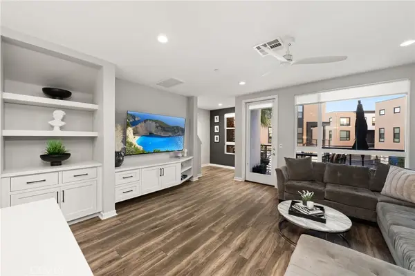 2846 N Glassell, Orange, CA 92865