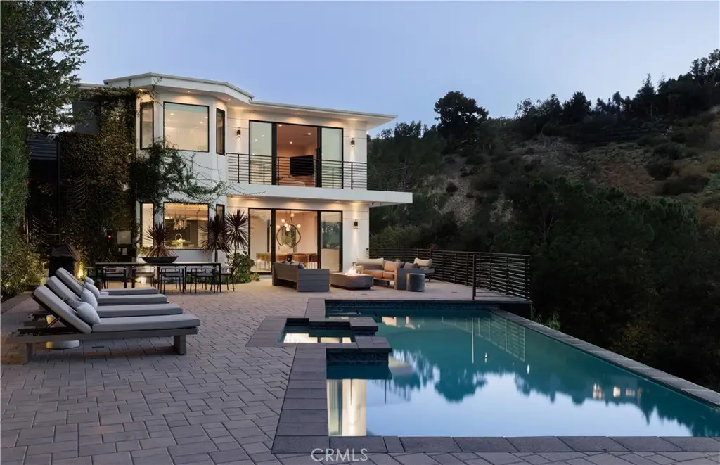 3820 Knobhill Drive, Sherman Oaks, CA 91423 - Image #1