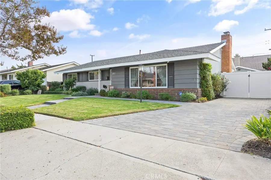 18302 Piper, Yorba Linda, CA 92886 - Image #2