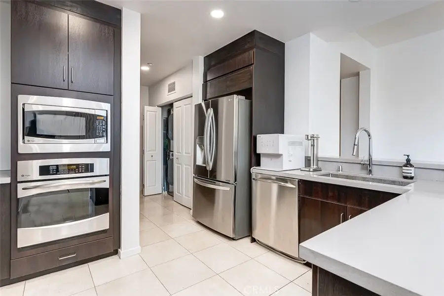 21 Gramercy #306, Irvine, CA 92612 - Image #3