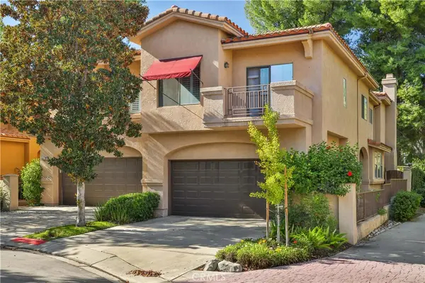 2096 Villa Del Lago Drive #B, Chino Hills, CA 91709